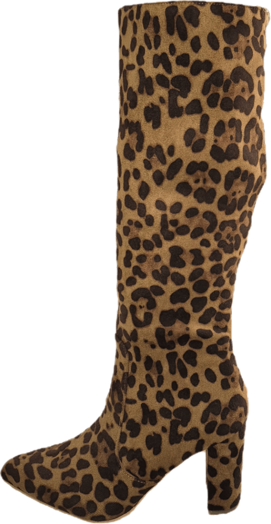 Elegant Leopard boots